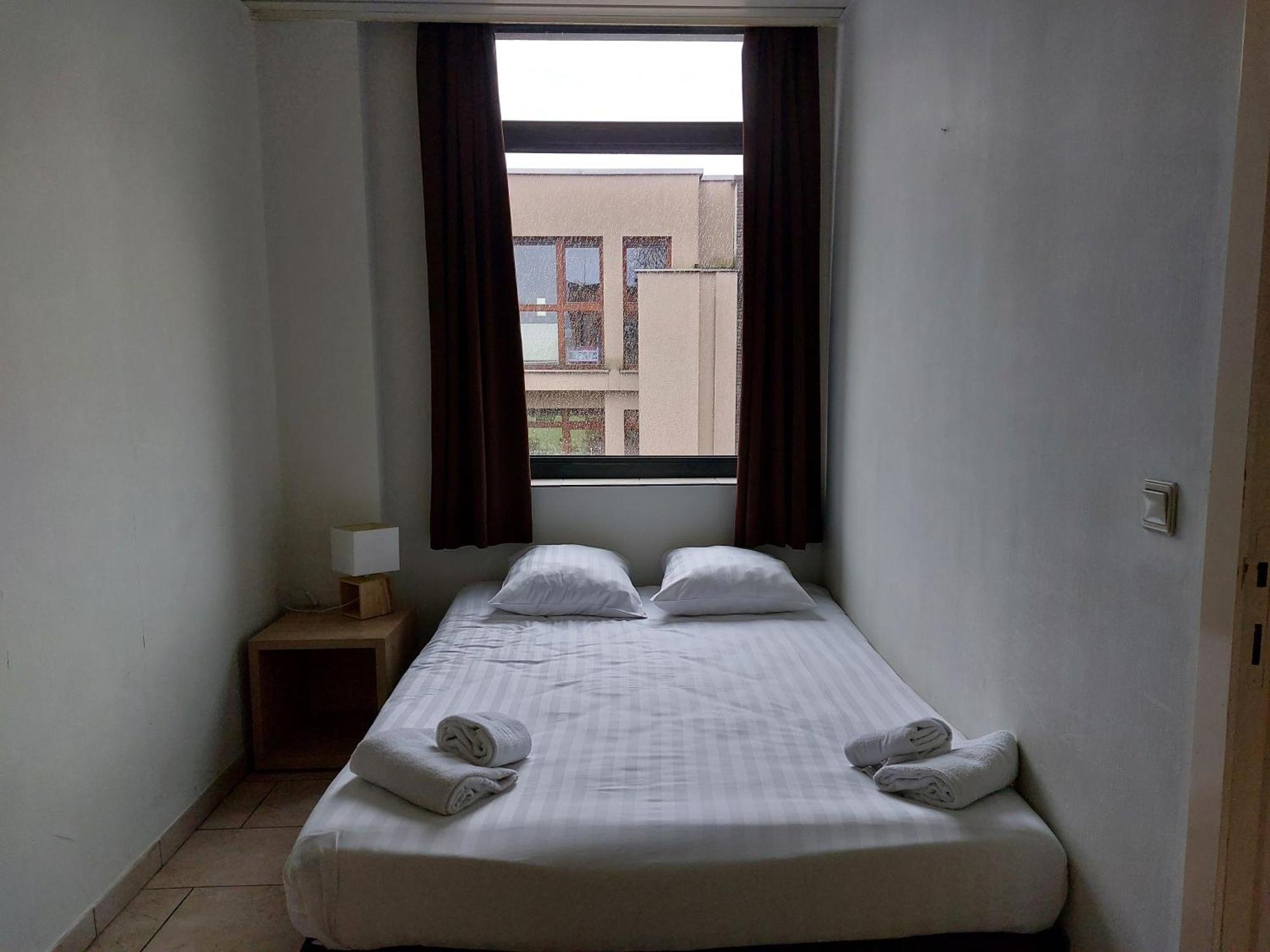 Condo Gardens Брюксел Екстериор снимка