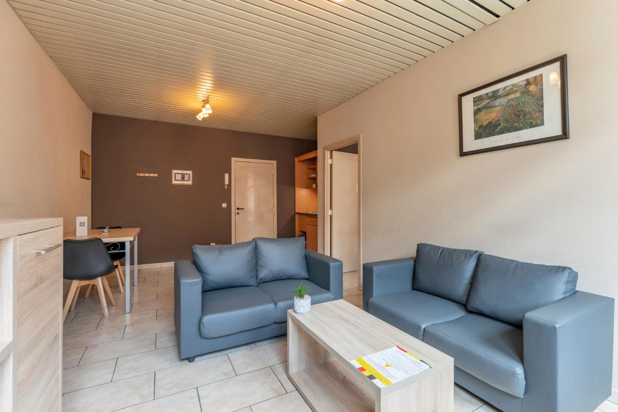 Condo Gardens Брюксел Екстериор снимка
