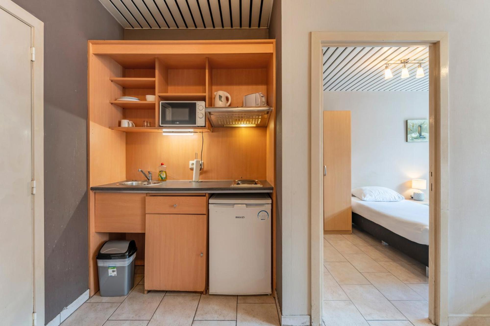 Condo Gardens Брюксел Екстериор снимка