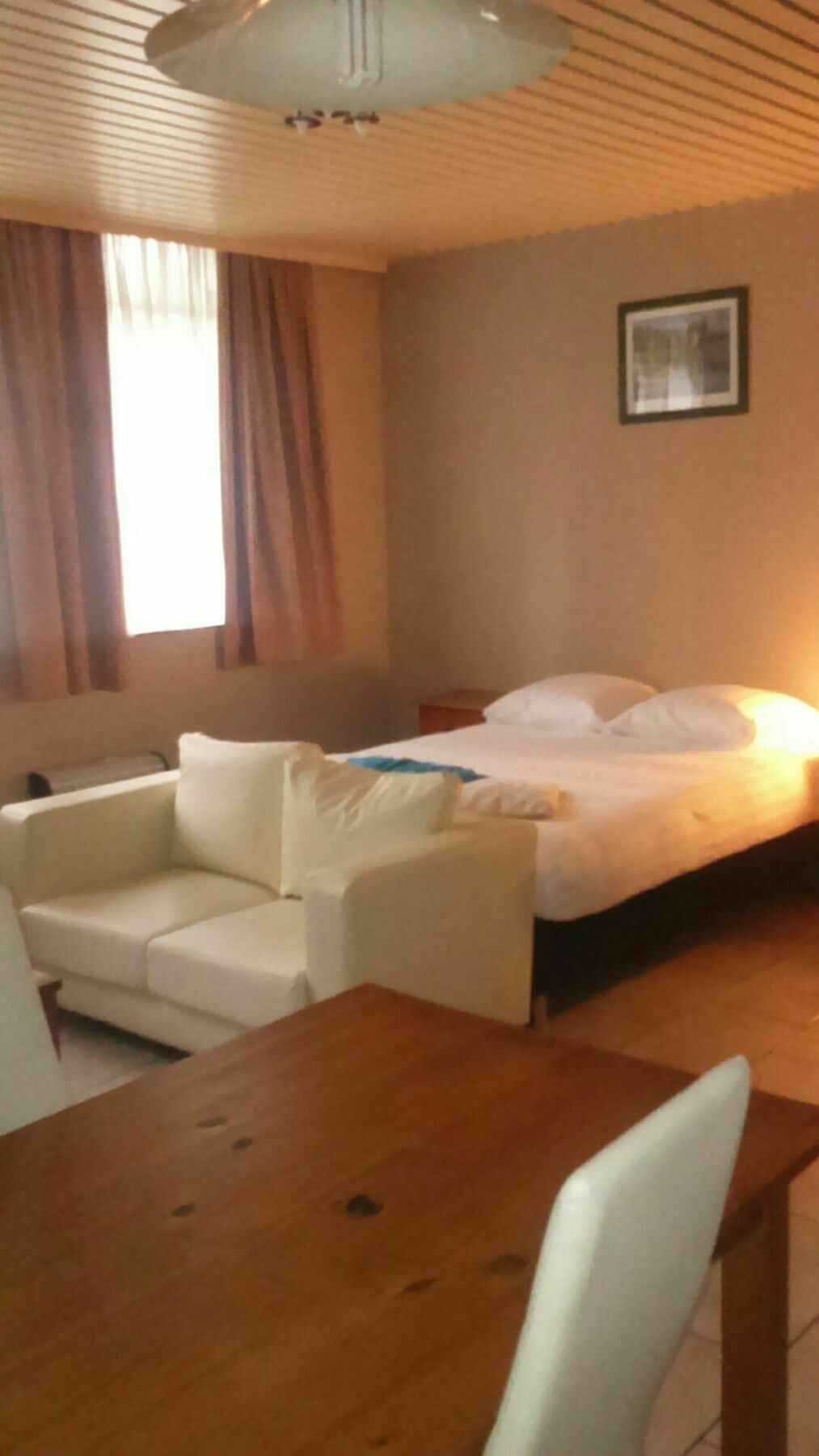 Condo Gardens Брюксел Екстериор снимка